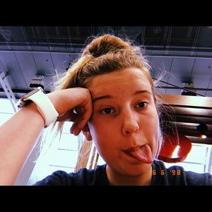 Meet your Posher, Carlynn